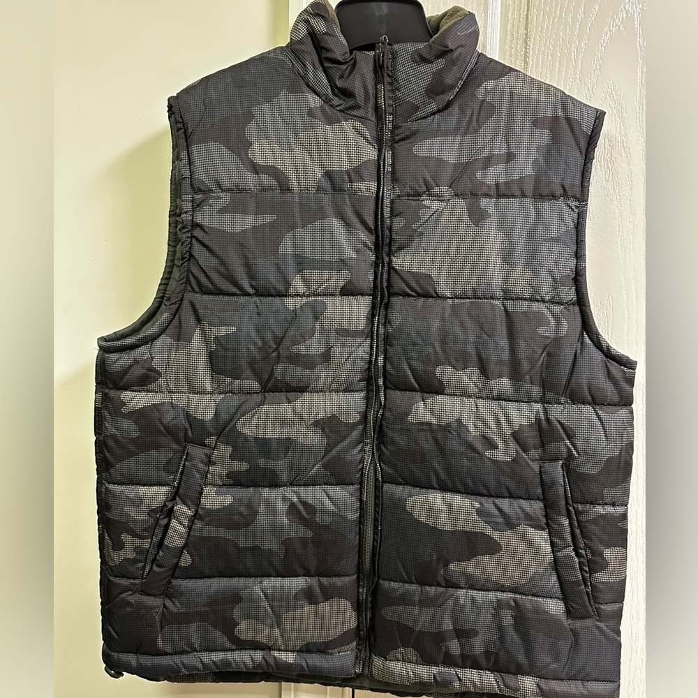 mens nordictrack puffer vest - Picture 1 of 3